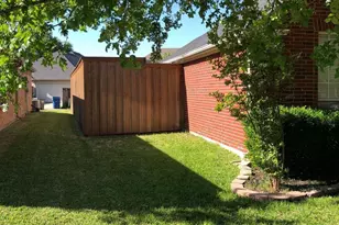 1202 Defford Ln, Allen, TX 75002 - Photo 9