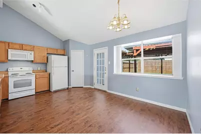 2425 Oakmont Drive, Bedford, TX 76022 - Photo 7