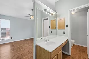 2425 Oakmont Dr, Bedford, TX 76022 - Photo 15