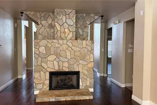 1256 Logan Dr, Lewisville, TX 75077 - Photo 9