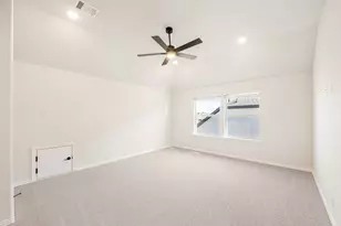 933 Cannes Dr, Red Oak, TX 75154 - Photo 29