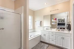 105 W 6th St, Lindsay, TX 76250 - Photo 17