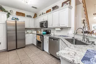 105 W 6th St, Lindsay, TX 76250 - Photo 9