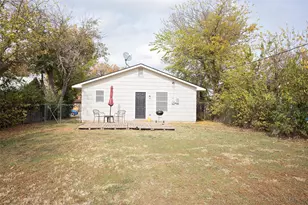 1212 3rd St, Graham, TX 76450 - Photo 15