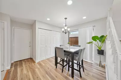 4229 Phoenix Drive, Carrollton, TX 75010 - Photo 13