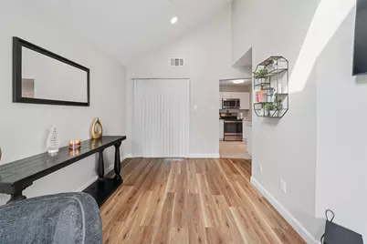 4229 Phoenix Drive, Carrollton, TX 75010 - Photo 7