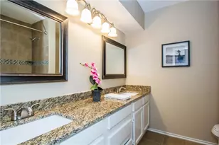 2405 Cranberry Ln, Euless, TX 76039 - Photo 17