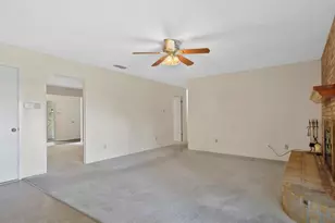 4108 Alicante Ave, Fort Worth, TX 76133 - Photo 9