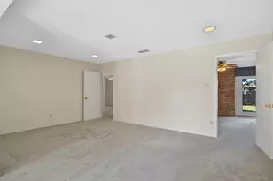 4108 Alicante Ave, Fort Worth, TX 76133 - Photo 5