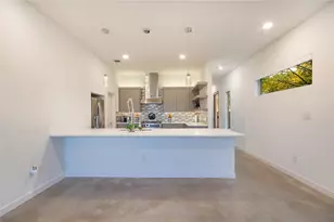 2210 Lola Ct, Dallas, TX 75206 - Photo 9