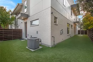 2210 Lola Ct, Dallas, TX 75206 - Photo 27