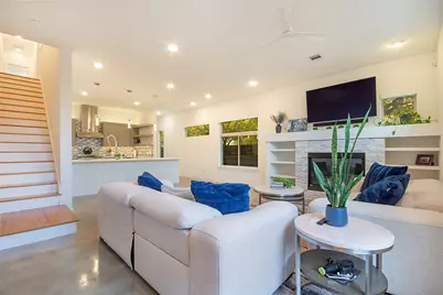 2210 Lola Court, Dallas, TX 75206 - Photo 3