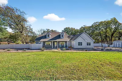 380 Crescent Drive, Pottsboro, TX 75076 - Photo 1