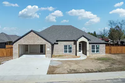 502 Limestone Circle, Mabank, TX 75147 - Photo 1