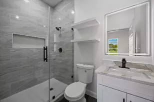 4651 Grand View Dr, Athens, TX 75752 - Photo 17