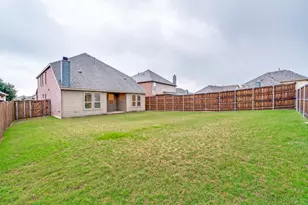 1117 Lake Meadow Ln, Little Elm, TX 75068 - Photo 9