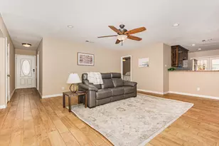 2704 Shady Grove Dr, Bedford, TX 76021 - Photo 3