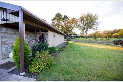 640 County Road 4910, Troup, TX 75789 - Photo 29