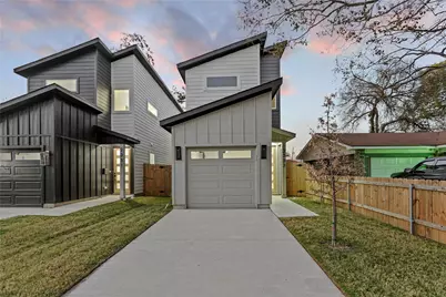 2333 Bethurum Avenue, Dallas, TX 75215 - Photo 1