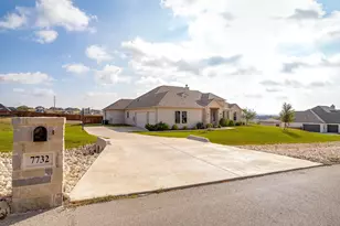 7732 Laura Lk Ln, Fort Worth, TX 76126 - Photo 3