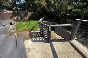 208 Cliffdale Ave, Dallas, TX 75211 - Photo 29