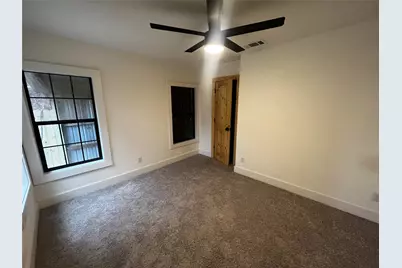 208 Cliffdale Avenue, Dallas, TX 75211 - Photo 17