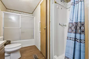 4400 Kristy Ct, Granbury, TX 76049 - Photo 17