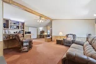 4400 Kristy Ct, Granbury, TX 76049 - Photo 5