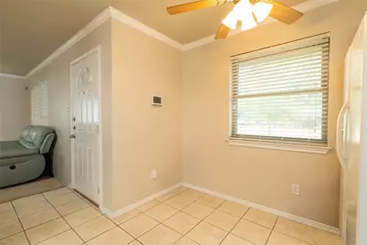 401 Berryhill Drive, Springtown, TX 76082 - Photo 13