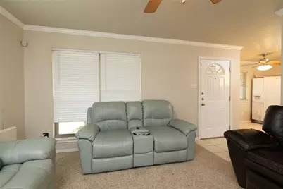 401 Berryhill Drive, Springtown, TX 76082 - Photo 5