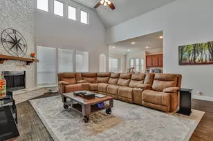 2425 Turning Leaf Ln, Midlothian, TX 76065 - Photo 15