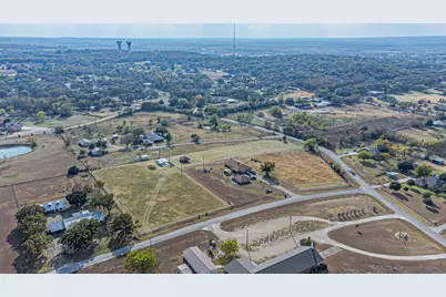 2121 Rock Creek Road, Crowley, TX 76036 - Photo 7