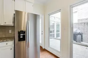 4520 Glenwick Ln, Dallas, TX 75205 - Photo 9