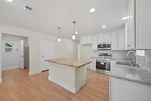 825 W Walker St, Denison, TX 75020 - Photo 7