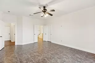 2770 S Lakeview Dr, Cedar Hill, TX 75104 - Photo 5