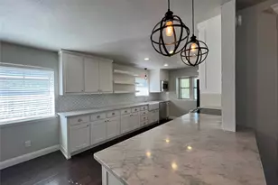 1108 Berkshire Ct, Trophy Club, TX 76262 - Photo 11