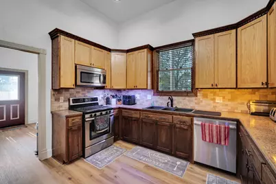 312 W 8th Street, Ferris, TX 75125 - Photo 11