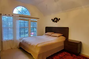 200 Morning Star Ct, Irving, TX 75063 - Photo 15