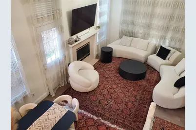 200 Morning Star Court, Irving, TX 75063 - Photo 3