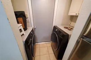 200 Morning Star Ct, Irving, TX 75063 - Photo 11