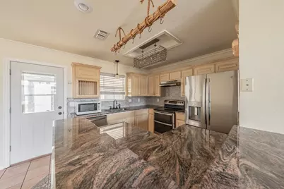 928 Herby Del Trail, Azle, TX 76020 - Photo 11