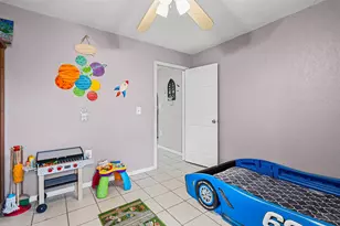 2002 NE Main St, Ennis, TX 75119 - Photo 11