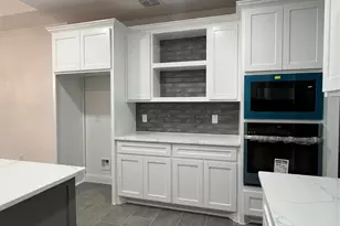 615 Luxton St, Fort Worth, TX 76104 - Photo 9