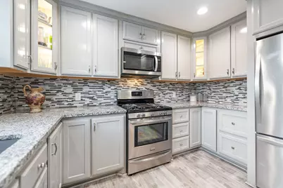 1202 W Strong Parkway, Grand Prairie, TX 75050 - Photo 7