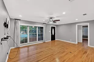 1411 Oriole Ln, Garland, TX 75042 - Photo 9