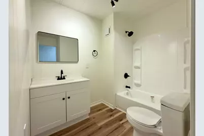 305 W Bryant Street, Elm Mott, TX 76640 - Photo 13