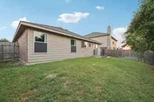 7065 Seton Hall Dr, Fort Worth, TX 76120 - Photo 17