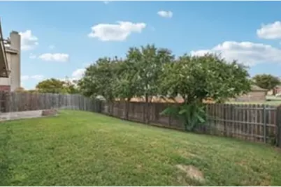 7065 Seton Hall Drive, Fort Worth, TX 76120 - Photo 15