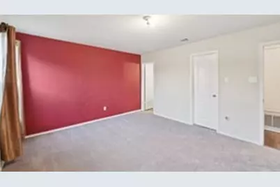 7065 Seton Hall Drive, Fort Worth, TX 76120 - Photo 9