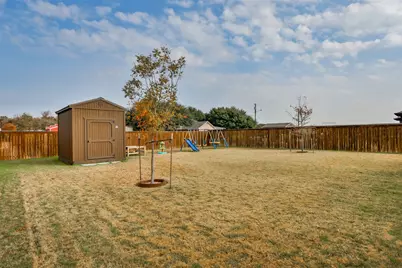 513 Pathfinder Street, Collinsville, TX 76233 - Photo 35